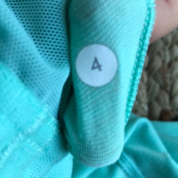 Lululemon Power Y Tank - Picture 2 of 4